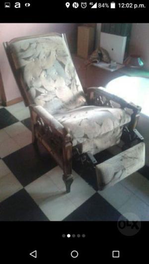 Antiguo sillón de 3 posiciones tapizado en Pana con los