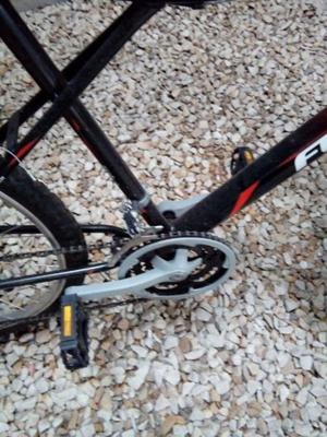 VENDO URGENTE BICICLETA DE HOMBRE CON POCO USO!!