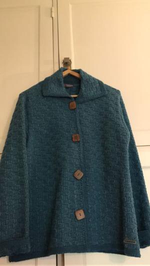 VENDO campera sweater GÉNOVA NUEVO