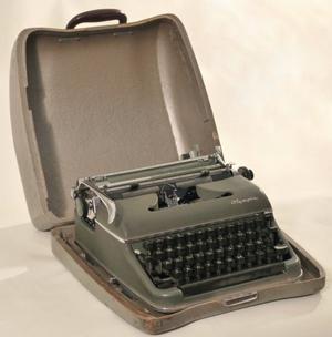 Maquina de Escribir Antigua Olympia