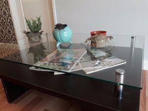 Mesa Ratona de madera y base de vidrio
