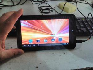 TABLET COMMODORE. SE TILDA LÍQUIDO $200