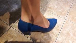 Vendo zapatos azules