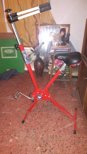 bicicleta fija de gimnacia