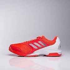 ADIDAS MULTIDO ESSENCE SIN USO APTA TENIS-HANDBALL-VOLEY