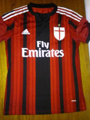 Camiseta de fútbol Adidas original del Milan 