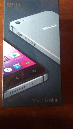 Vendo celular BLU VIVO 5 mini