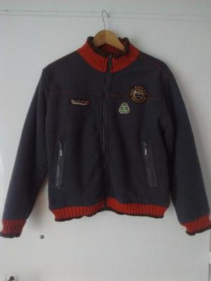 Campera tipo universitaria