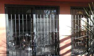 Metalurgica Vendo puertas chapa 18 completa cerradura