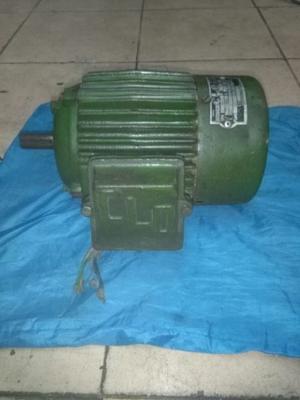 Motor Trifásico CLO 1hp  rpm