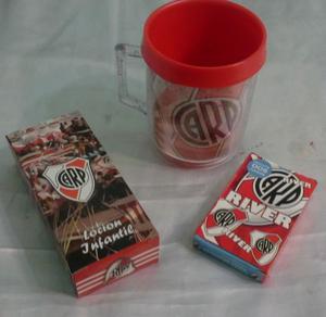 PERFUME COLONIA -CON TAZA Y NAIPE DE RIVER