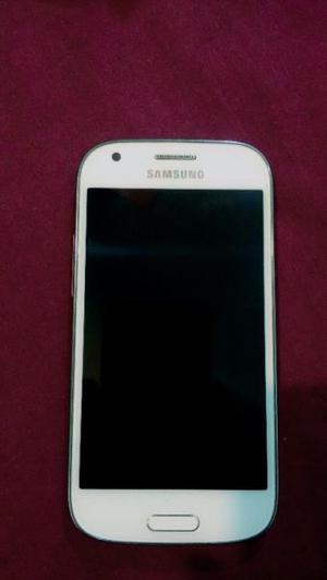 Samsung Galaxy J1 ace blanco