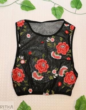 Top de Tul con bordado en flores