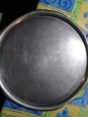 Vendo bandeja para mozo nuevo acero inox. 44 cm de diámetro