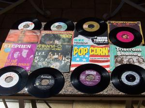 set de 29 singles 45 r.p.m. originales importados nunca