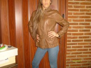 CAMPERA DE MUJER TALLE LARGE IMPECABLE