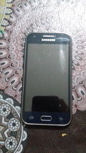 Celular samsung Galaxy J1 (claro)