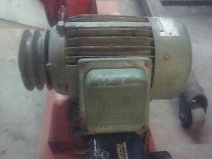 MOTOR CORRADI 1.5 HP  RPM