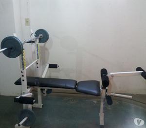 GIMNASIO MULTIFUNCIONAL SIN USO