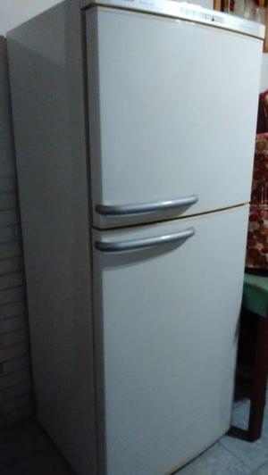 Heladera con Freezers