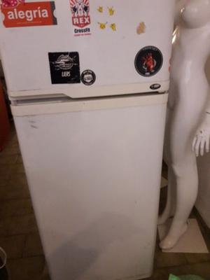 Heladera con freezer