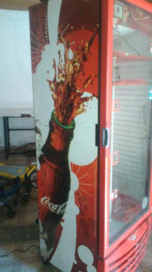 Heladera exhibidora coca cola