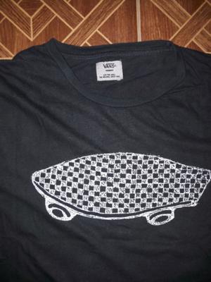 Remera marca vans vendo o permuto