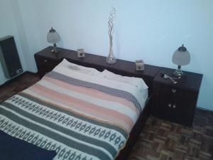 Vendo Jgo de dormitorio usado (cama doble + mesitas luz +