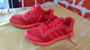 Vendo zapatillas Adidas Bounce.