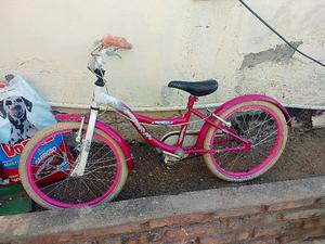 Bicicleta rosada nena