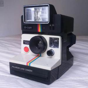 Camara Polaroid  La Unica Con El Flash Original Polaroid