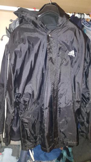 Campera Adidas Impermeable