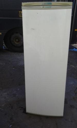 Heladera White Westinghouse Wr285bsw