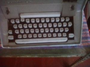 Maquina de escribir REMINGTON
