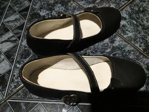 Zapatos de nena