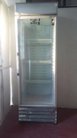 heladera exhibidora 1