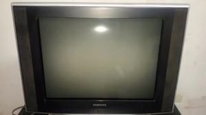 Vendo O Permuto Televisor Samsung 29' Slim + Mesa