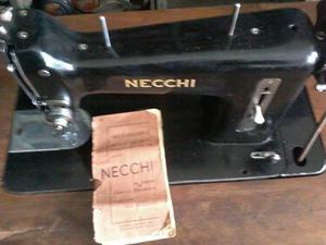 ANTIGUA MAQUINA DE COCER NECCHI A PEDAL COMPLETA