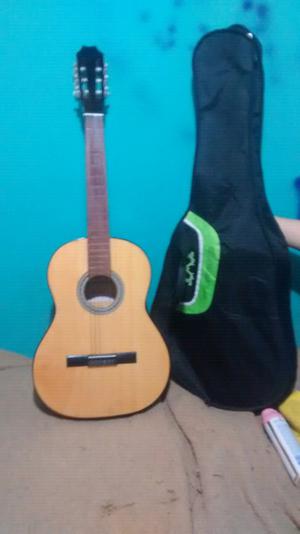 Guitarra criolla + funda