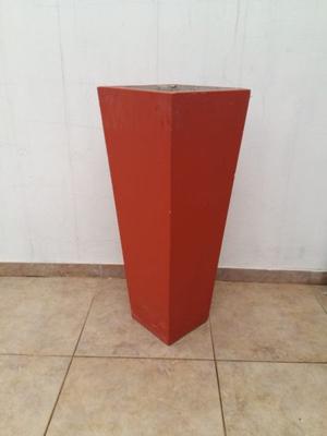 Maceta piramidal de fibrocemento 80 de alto por 30 cm ancho
