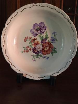 Plato de porcelana antiguo