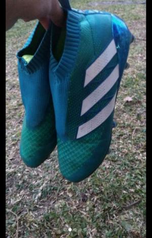 Botines Adidas Nesecito vender rápido