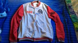 Campera Universitaria "Ollie" Gris y Roja