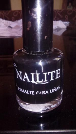 Esmalte negro Nailite