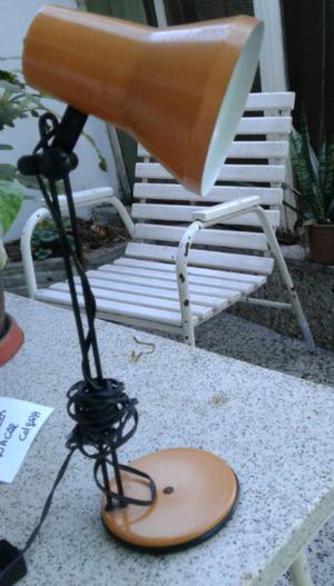 Lámpara/Velador movible 40 cms de alto