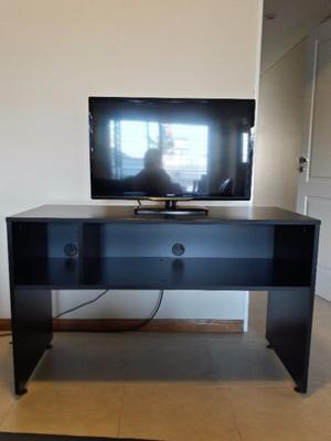 Mesa para TV con extensión REMATO!!