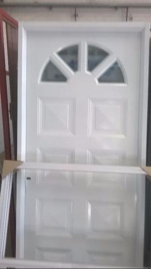 Puerta chapa simple c/vidrio c/cerradura prive