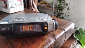 Radio Reloj Despertador SONY