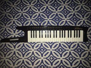 Vendo Roland AX1 negro