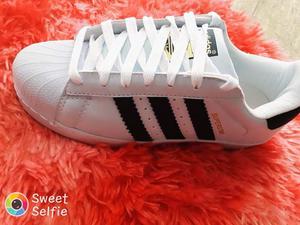 ADIDAS Superstar $890